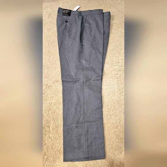 Banana Republic Men's Tailored Slim Slacks Gray 36 x 30 NWT - Picture 1 of 4